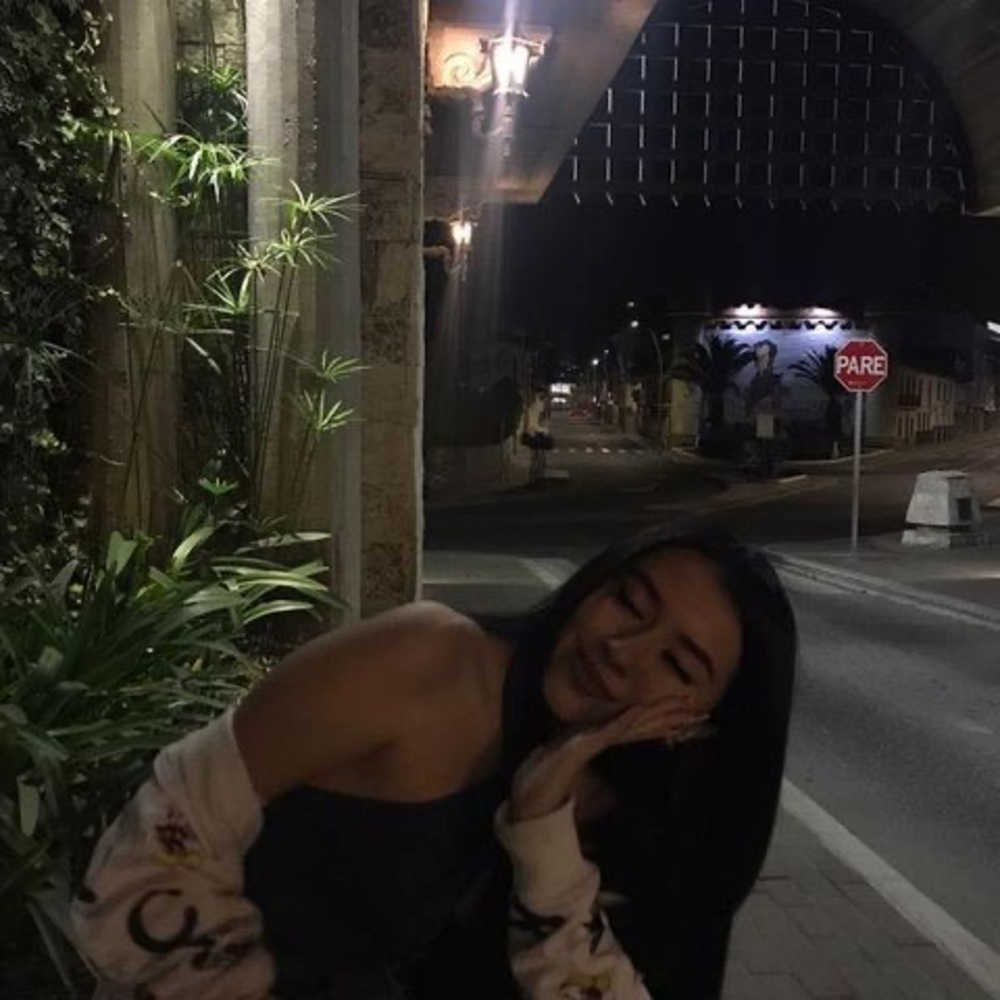 Meet your Posher, Dayra